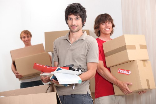 Kennington man and van loading household items