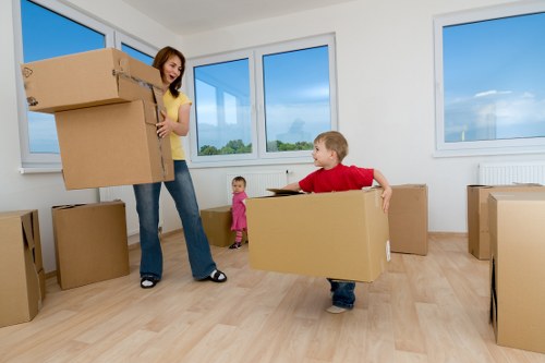 Kennington moving service for flexible transport and removals