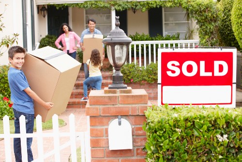 Careful loading of belongings for a Kennington move
