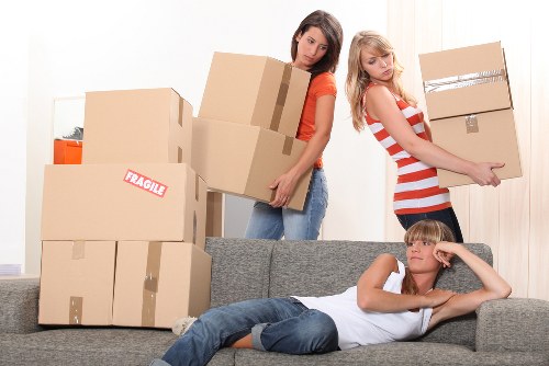 Flexible man with a van service for Kennington local transport needs